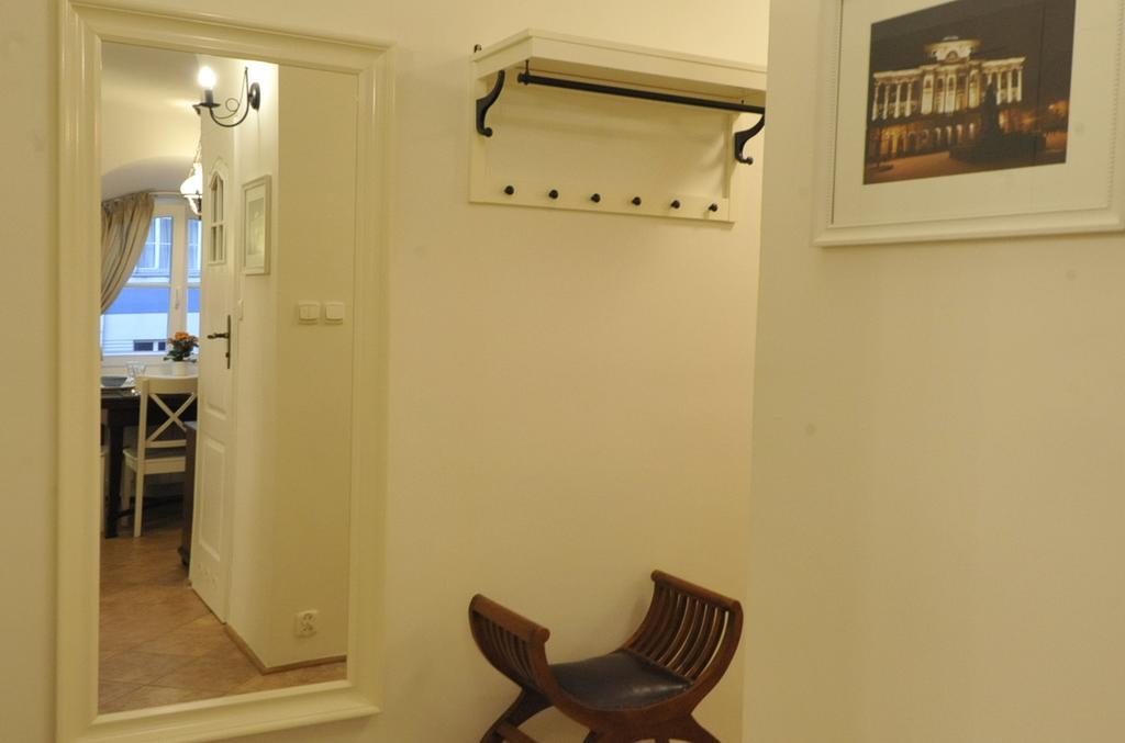 Milotu - Apartament Uniwersytecki Warszawa Eksteriør bilde